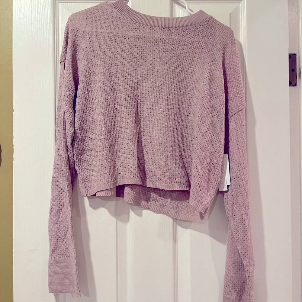 Brand new “Abound” XL long sleeve top